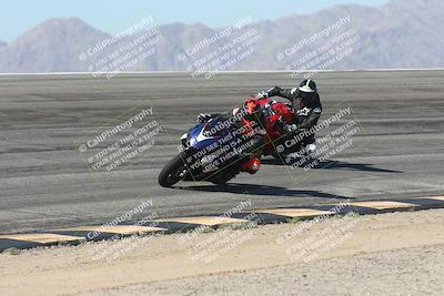 media/Oct-13-2025-Moto Forza (Mon) [[a66d839500]]/3-B Group/Session 2 (Bowl)/